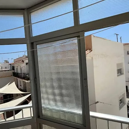 Apartamento Centro Con Parking Comunitario דירה